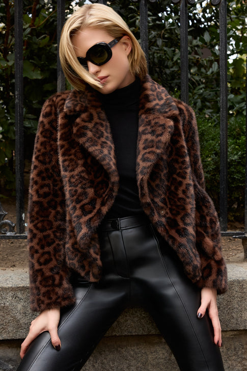 希少★シャネル クロコ型押し フェイクレザー ジャケット ココマークメタルボタン 希少☆シャネル クロコ型押し フェイクレザー ジャケット ココマーク